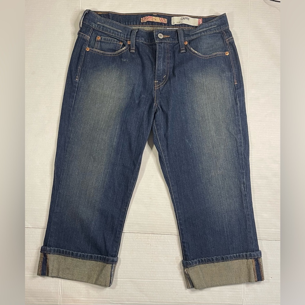 Levi’s Womens Dark Wash Mid Rise Capri Denim Jeans Sz 10 Spring‎ Summer NWOT